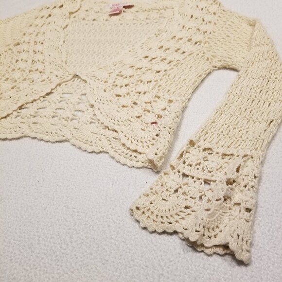 Vintage Beige Crochet Cropped Cardigan Scalloped Hem Flared/Bell Sleeves Bolero - Picture 2 of 13
